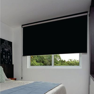 Persiana Rolo Blackout Pinpoint Preta - 1,00m X 1,80m