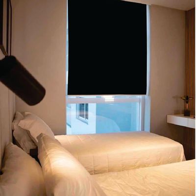 Persiana Rolo Blackout Pinpoint Preta - 1,80m X 1,20m