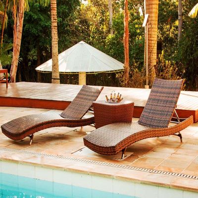 2 Espreguiçadeiras Bona E Mesa Com Chaise Trama  Cappuccino