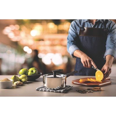 Panela Tramontina Grano Baquelite Aço Inox Corpo Triplo Tampa Cabo De Baquelite 20cm 3,1l