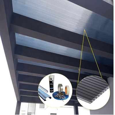 Kit Policarbonato Fume 6mm 6,00m X 3,00m - Perfis Pretos