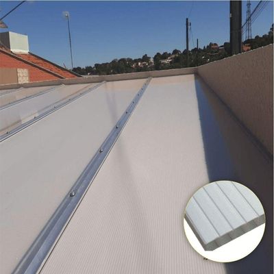 Kit Policarbonato Branco Refletivo 6mm 6,00m X 6,00m - Perfis Naturais