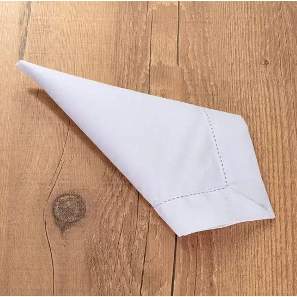 Guardanapo á Jour Branco