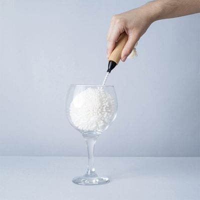Escova De Bambu Oikos Flexível Para Limpeza De Copos Preta