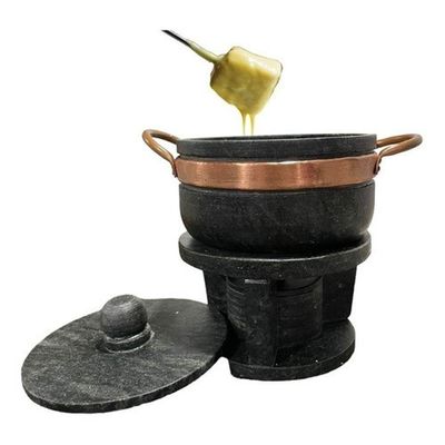 Kit Fondue De Pedra Sabao Chapa 32 Cm + Panelas De 500 E 800 Ml + 6 Cumbucas + 6 Garfinhos