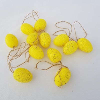 Kit Com 12 Ovinhos De Páscoa Amarelo