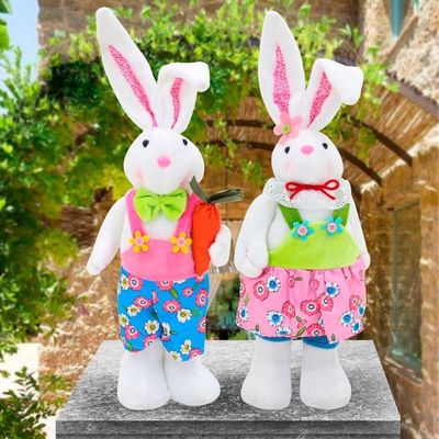 Casal De Coelhos De Páscoa Decoração Enfeite Coelhinhos - 47cm