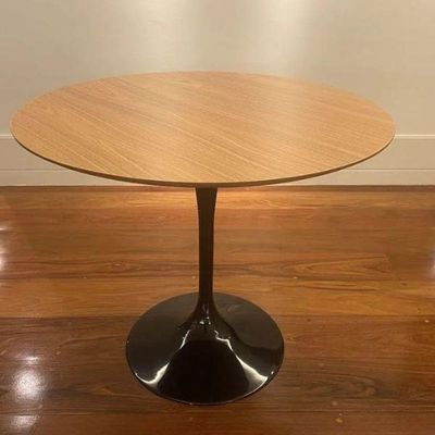 Mesa Apoio Tulipa Saarinen Redonda 65 Cm - Freijó Cores Preto
