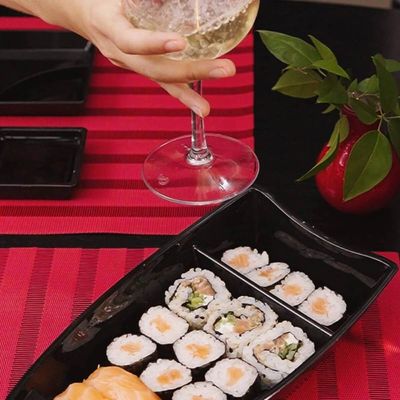Kit 6 Barcas Sushi Comida Japonesa Oriental 27,5x13cm Plástica Divisórias Preto Uno Coza