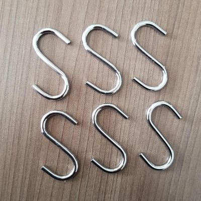 Kit 6 Ganchos Multiuso Para Barra Toalha Utensílios Cromado