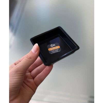 Kit 12 Porta Shoyu 50ml Molheiras Sushi 7,2cm Pretas Quadradas Uno Coza Polipropileno