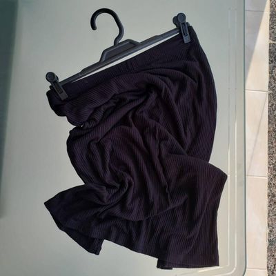 Cabide com Presilha Preto de Plástico para Saias Bermudas Calças Lojas Expositor