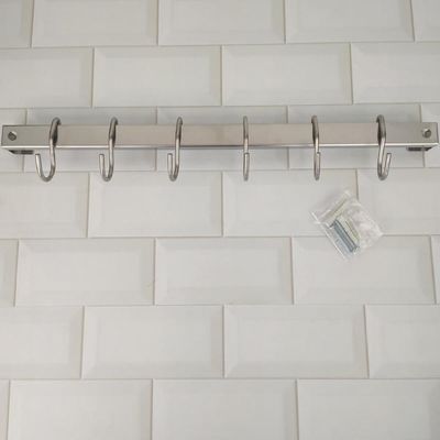 Barra de Aço Inox 40cm com 6 Ganchos para Cozinha Organizador de Parede Haus Domama