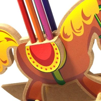 Cavalo Lápis Pedagógico Balanço Madeira Colorido Artesanatos