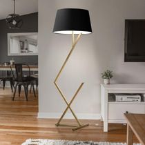 Luminária De Chão Roma Cúpula Cone E Pés De Ferro Luxo Dourado/Preto