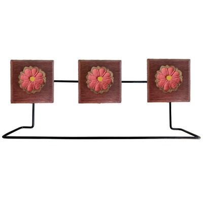 Kit Banheiro 3 Peças Toalheiro Cabideiro Porta Papel Papel Com Flores Coloridas Cor Rosa
