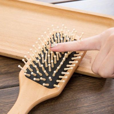 Escova De Cabelo Belliz Raquete Cerdas De Madeira Reduz Frizz 25cm