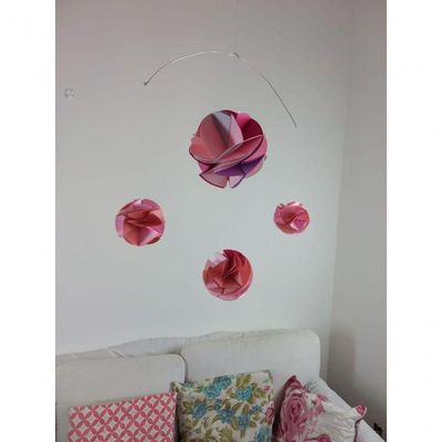 Móbile Berço Bebê Infantil Quarto Bolas Rosas Origami