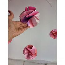 Móbile Berço Bebê Infantil Quarto Bolas Rosas Origami