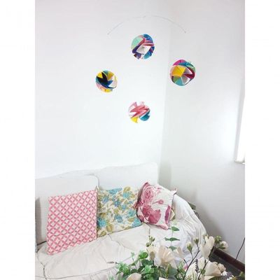 Móbile Berço Bebê Infantil Quarto Bolas Coloridas Origami
