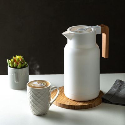 Garrafa Térmica Organic 1 L Em Plástico Branco Com Ampola De Vidro Lyor