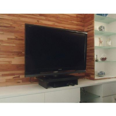 Suporte De Mesa Base Giratório Com Nicho 360° Para Monitor Tv Preto