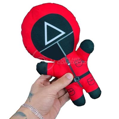 Pelucia Round 6 Netflix 26cm Triangulo Dia Dos Namorados