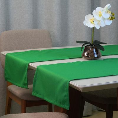 Caminho De Mesa Basic 1 Peça 1,30m X 40cm Tecido Oxford 100% Poliéster - Verde