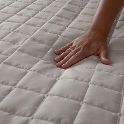 Kit Cobre Leito Matelado Dupla Face Soft 3 Peças Queen 100% Poliéster - Areia