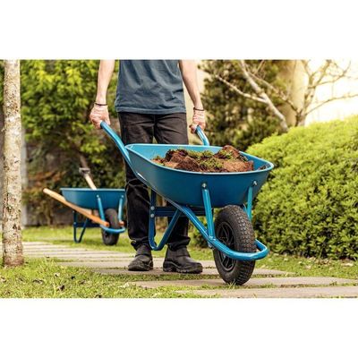 Carrinho De Mão Tramontina Com Caçamba Rasa Plástica Azul 50 L, Braço Metálico E Pneu Com Câmara