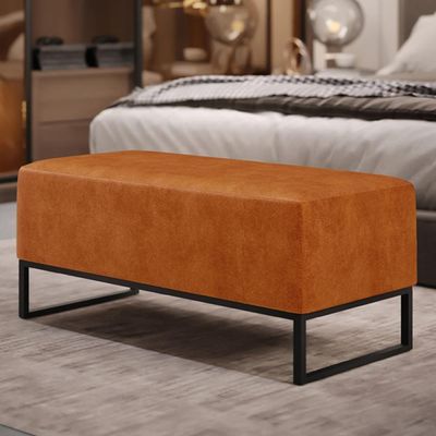 Puff Decorativo Para Sala De Estar Cléo W01 Base De Ferro 90 Cm Couríssimo Canela - Lyam Decor