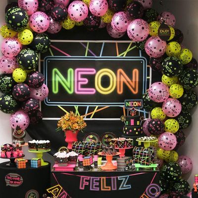Balão Estampado Neon Estrela Preto E Amarelo 9 Pol 25 Un.