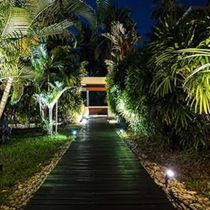 Espeto Led Ip65 Hummer 5w Ambar Avant