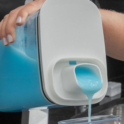 Kit 2 Dispenser para Amaciante e Sabão Líquido 2,3L Flow Bege com Tampa Medidora Ou