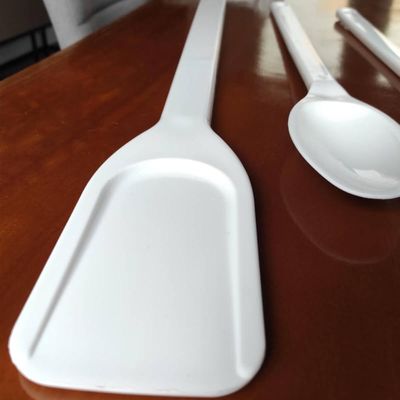 Conjunto 12 Espátulas Plásticas Industriais 74cm Brancas Pás para Restaurantes Refeitórios Escolas