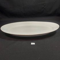 24 Bandejas Melamina Branca 25x18cm Travessa Oval Restaurantes Rasa Servir Haus Concept