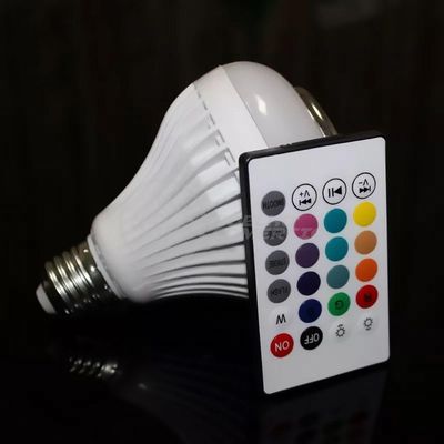Lâmpada Led 12W E27 Rgb Colorida Com Caixa De Som Bluetooth