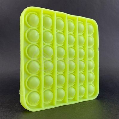 Pop It Brilha No Escuro Sensorial Amarelo