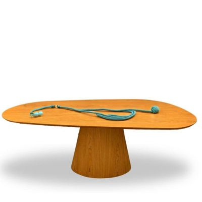 Mesa Oval Organica Em Freijo 235x122cm