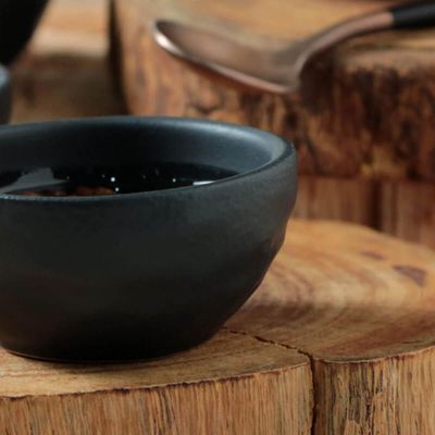 Ramequim 6,5x3cm Orgânico 50ml Preto Matte Cerâmica Molheira Shoyu Porto Brasil