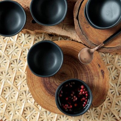 Ramequim 6,5x3cm Orgânico 50ml Preto Matte Cerâmica Molheira Shoyu Porto Brasil