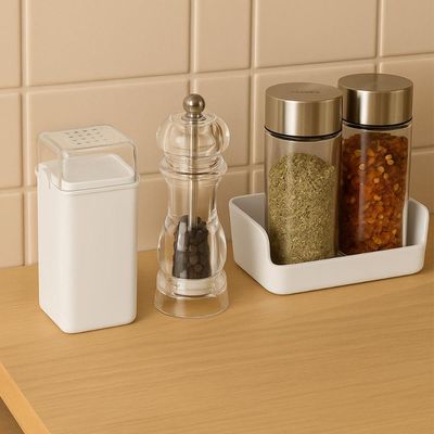 Saleiro 70ml Pimenteiro Branco 5x4x8cm Porta Tempero Plástico Dispenser de Mesa Coza