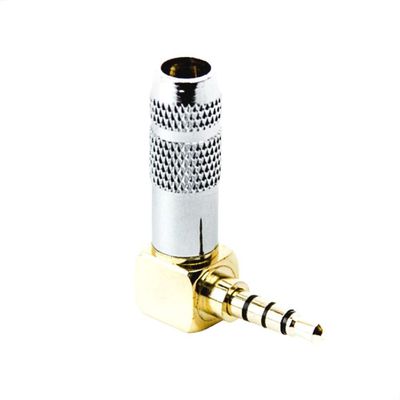 Conector Plug P3 90° Graus Profissional