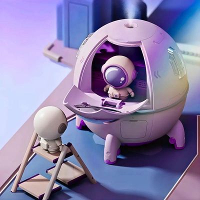 Umidificador Espacial Branco 220ml Com Astronauta Usb