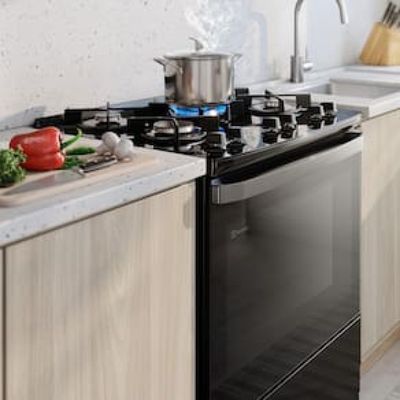 Fogão 5 Bocas Electrolux FE5GB Efficient Preto Bivolt Preto / Bivolt