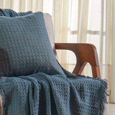 Kit Manta E Capa De Almofada Decorativa Para Sofá Waffle 100% Algodão 120x150cm Azul Cobalt