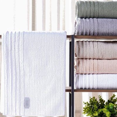 Toalha De Banho Glamour 100% Algodão 450g-m² 80x150cm Branco