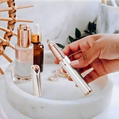 Caneta Depiladora Branca Recarregável Para Sobrancelhas Usb
