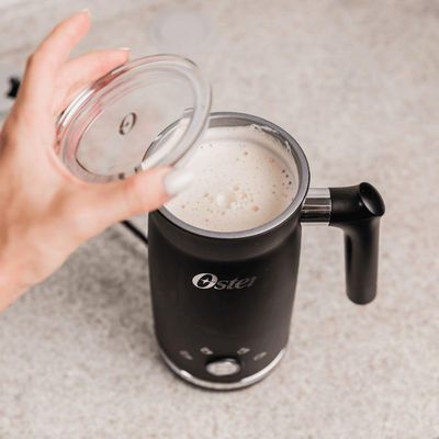 Espumador De Leite Elétrico Oster 4 Em 1 220V