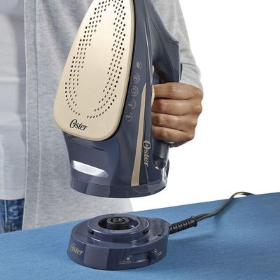 Ferro De Passar Oster 2 Em 1 Sem Fio 220V